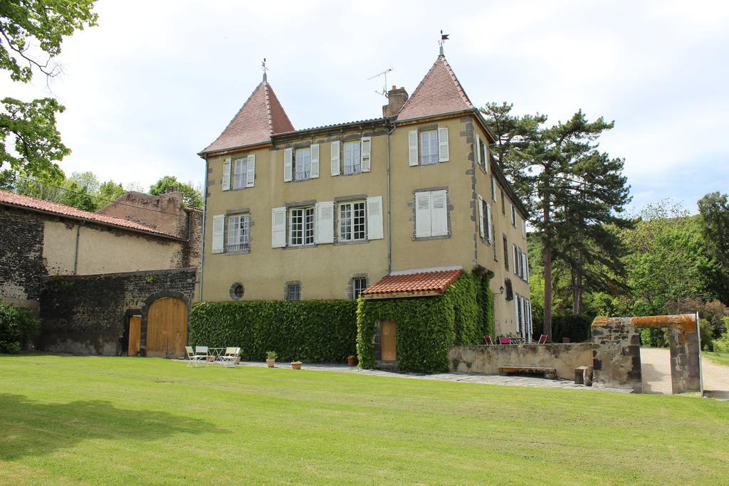 Menetrol Chateau De Bourrassol B&B 외부 사진